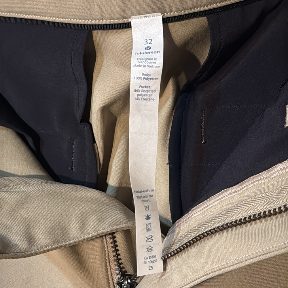 Lululemon Commission slim pants. Cropped trench color. Waist 32 - Picture 8 of 11
